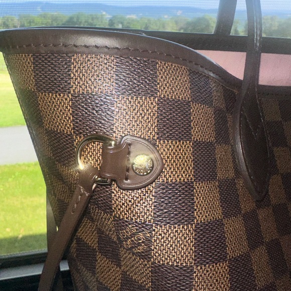 100% authentic Louis Vuitton Damier Neverfull GM - ballerina pink interior 💓 - Picture 3 of 14